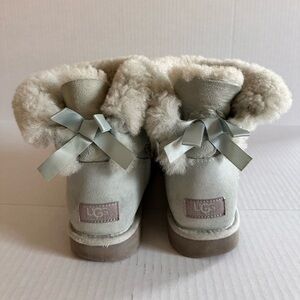 Ugg Ankle Mini Bailey Boots With Bow Ice Blue